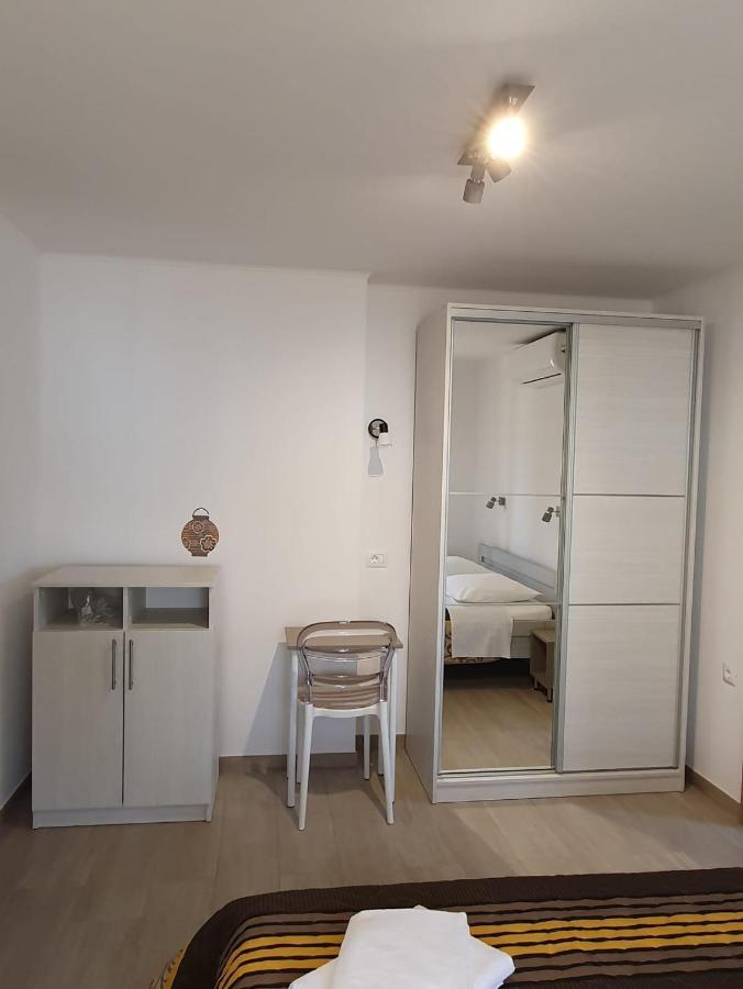 Apartman Mi Nerezine Exteriér fotografie